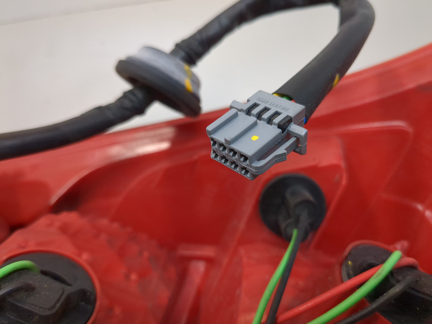 Фонарь задний правый