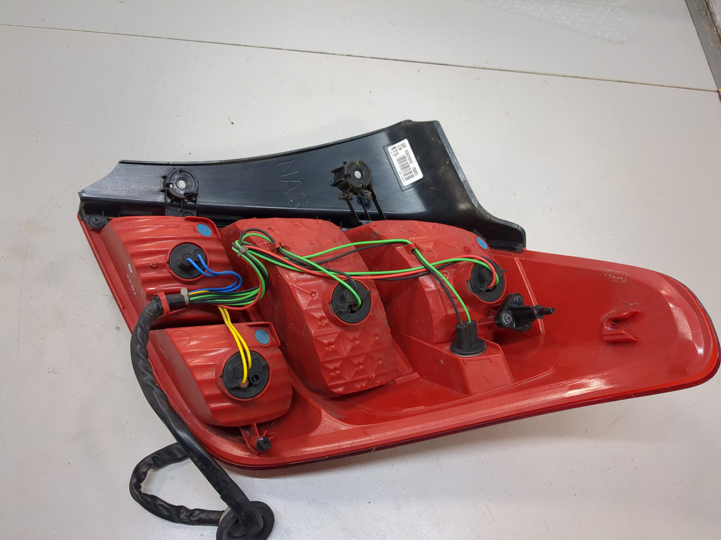 Фонарь задний левый