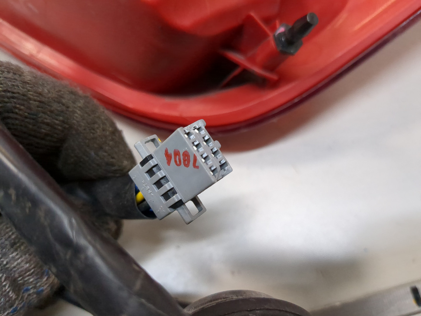 Фонарь задний левый