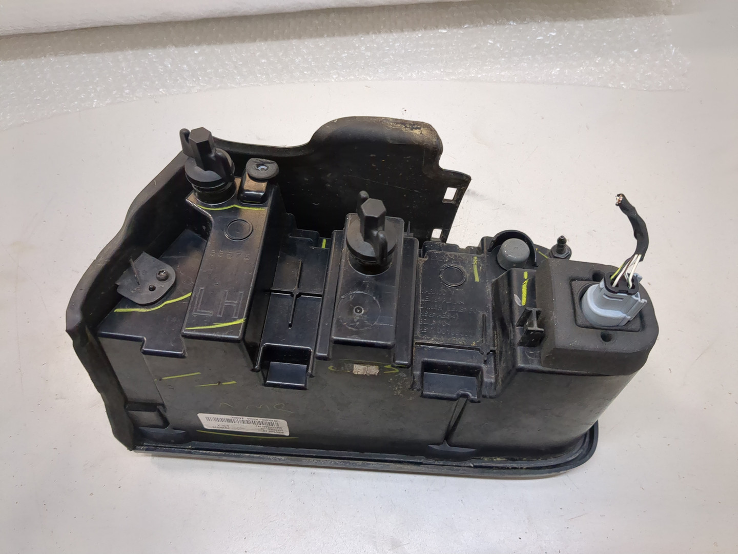 Фонарь задний левый