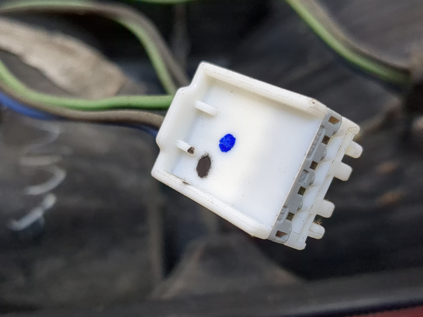 Фонарь задний левый