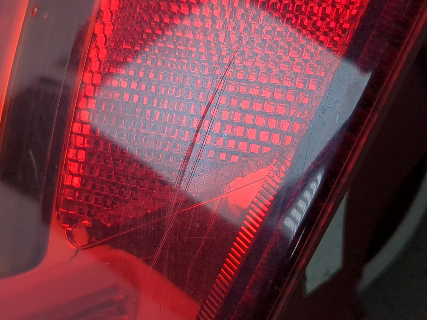 Фонарь задний левый