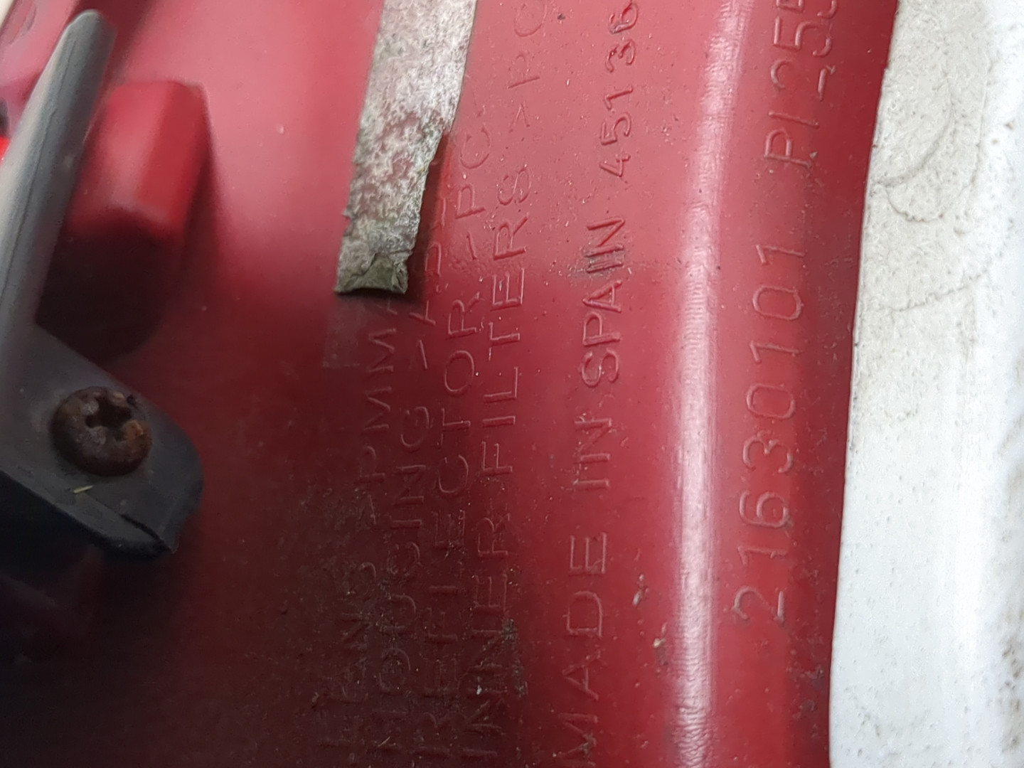 Фонарь задний левый