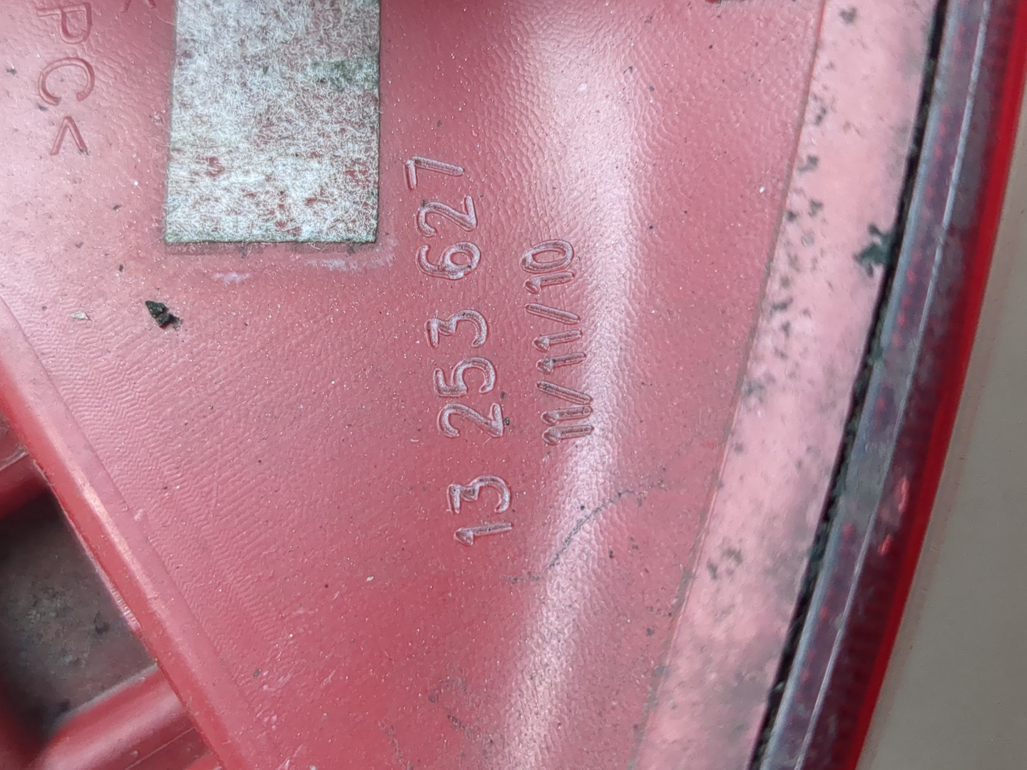 Фонарь задний левый