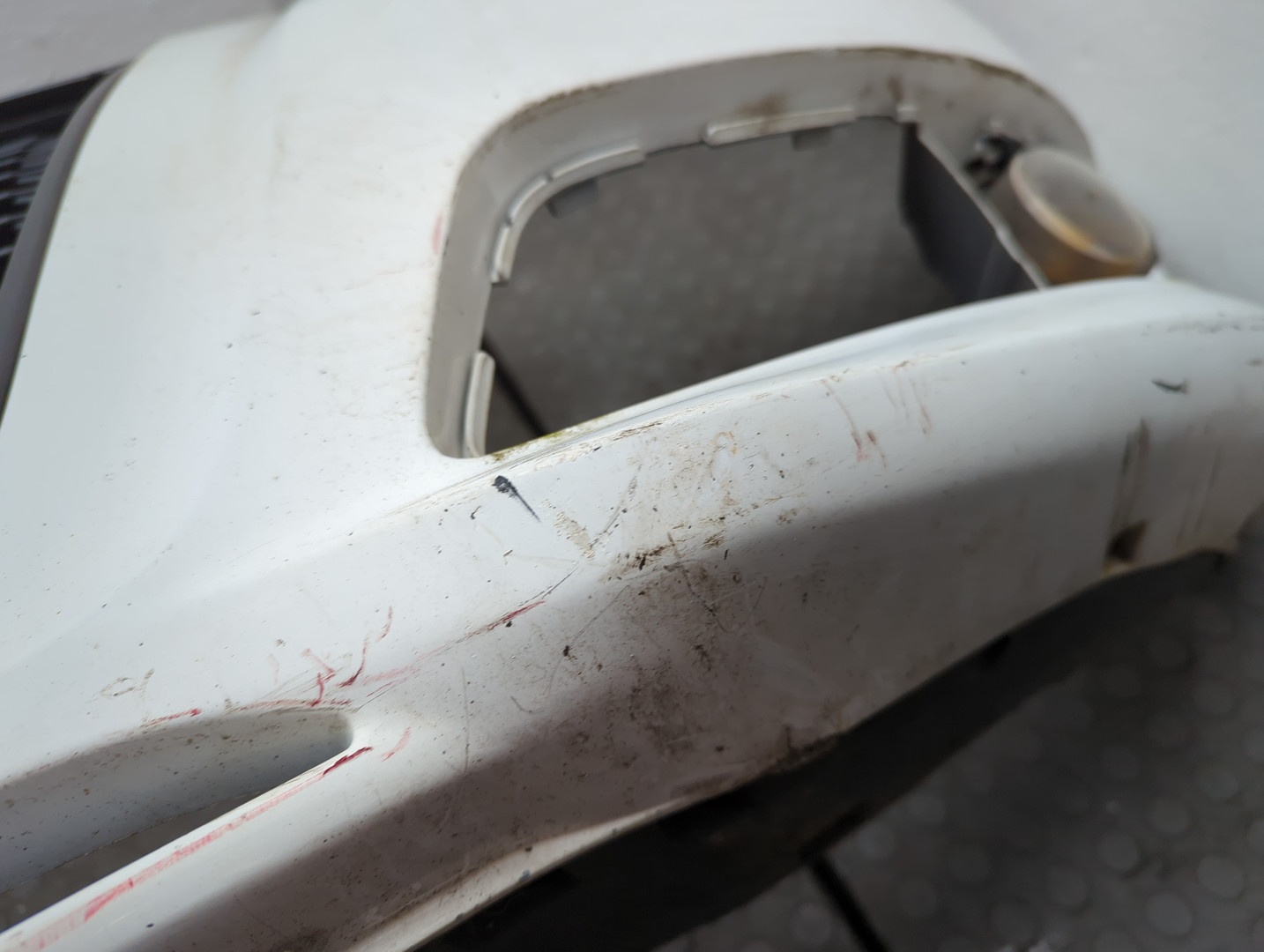 Бампер передний