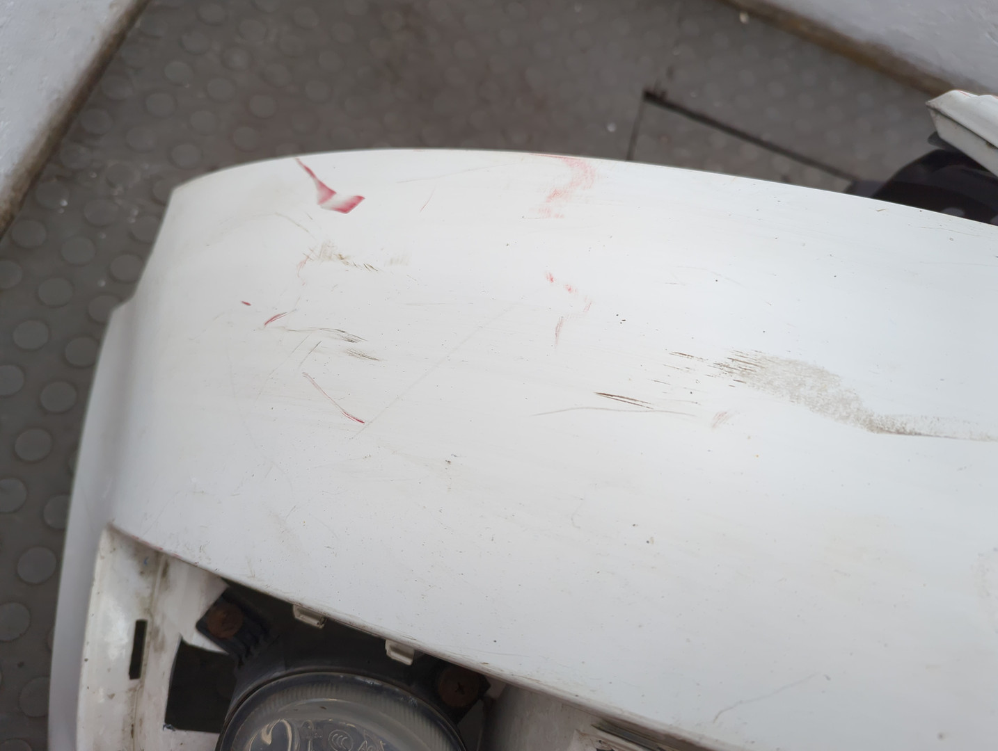 Бампер передний