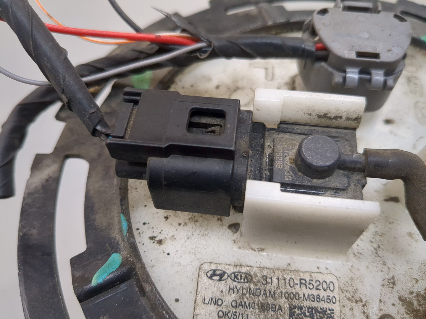 Насос топливный электрический