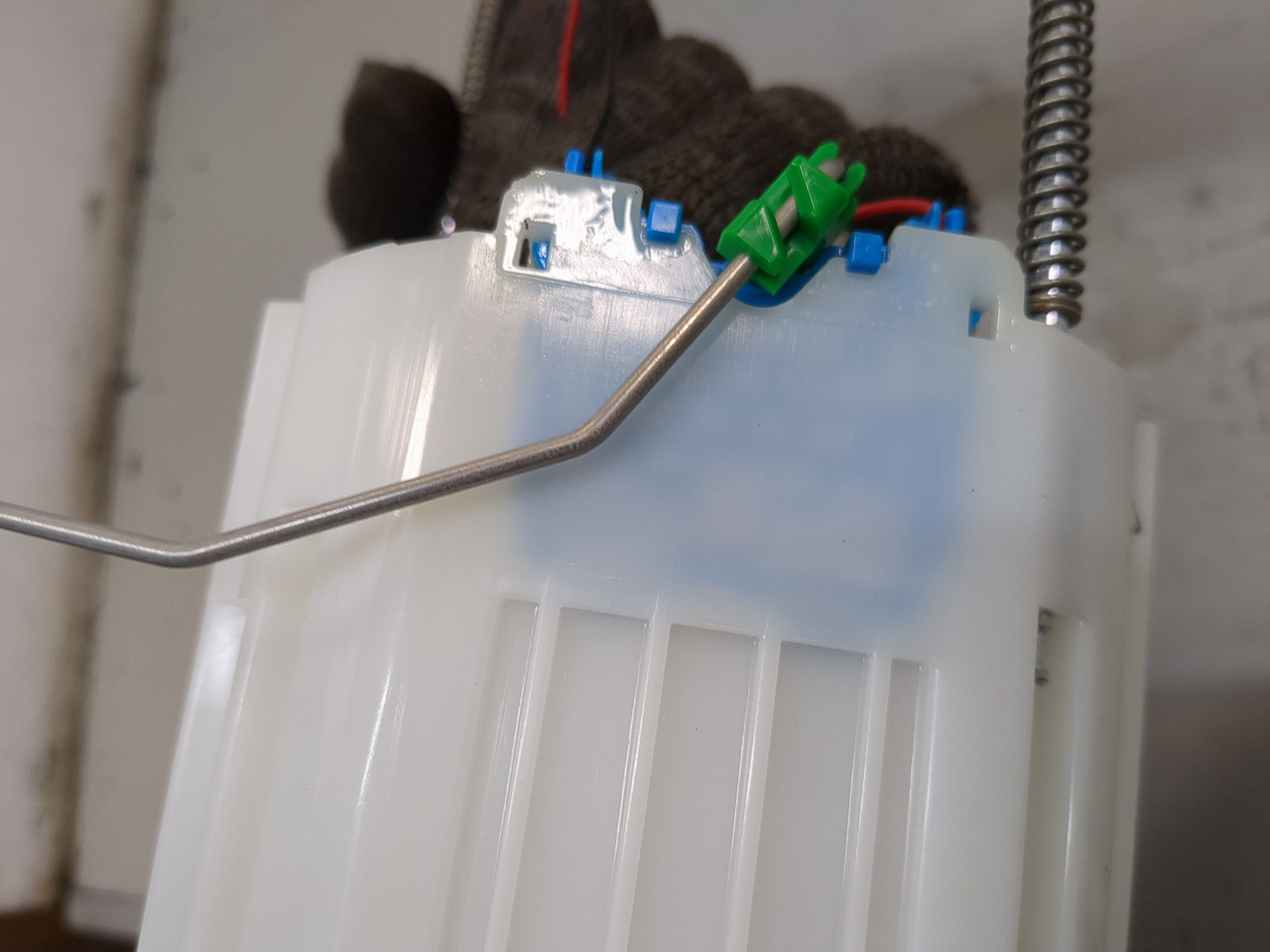 Насос топливный электрический