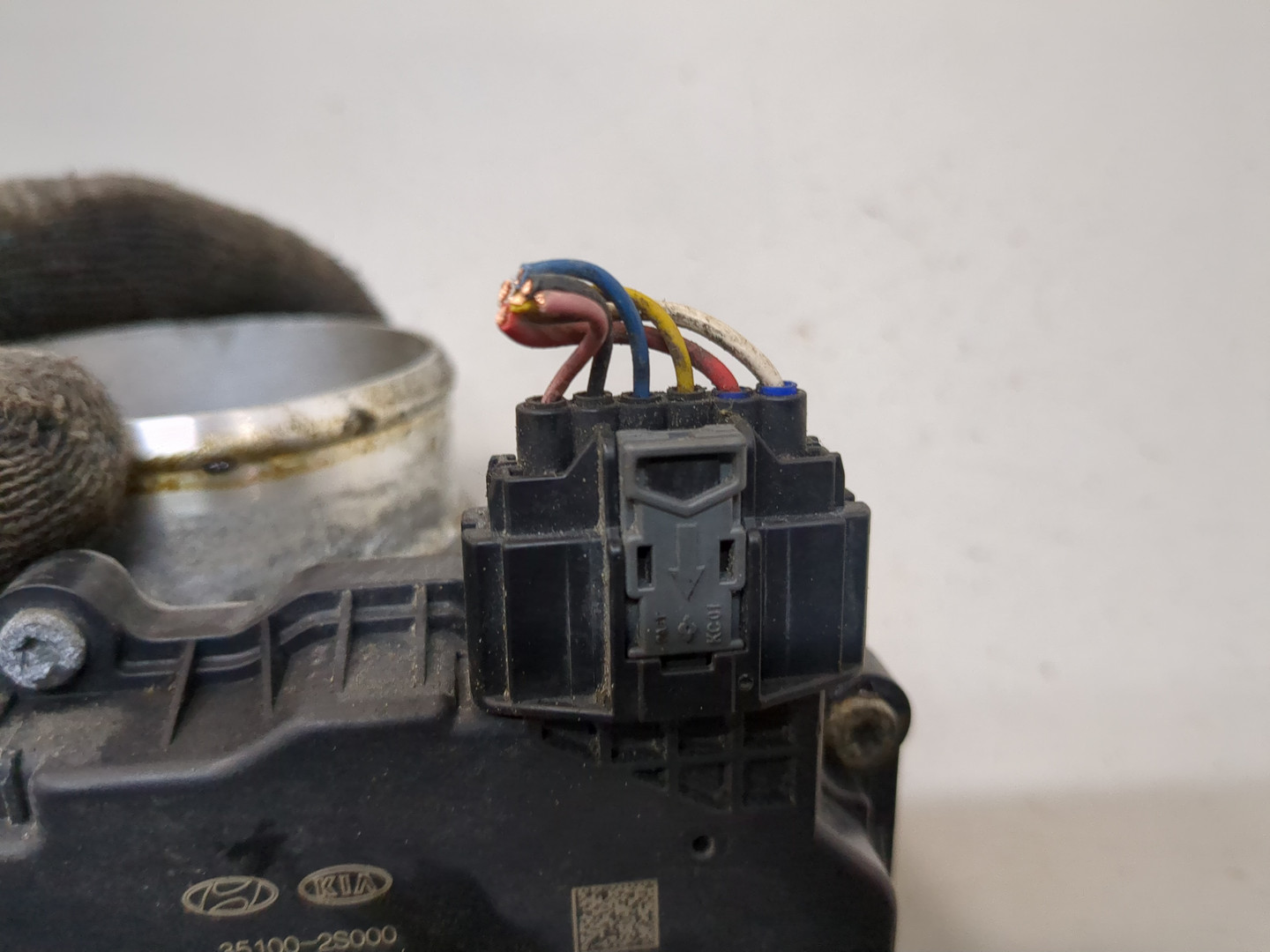 Заслонка дроссельная электрическая