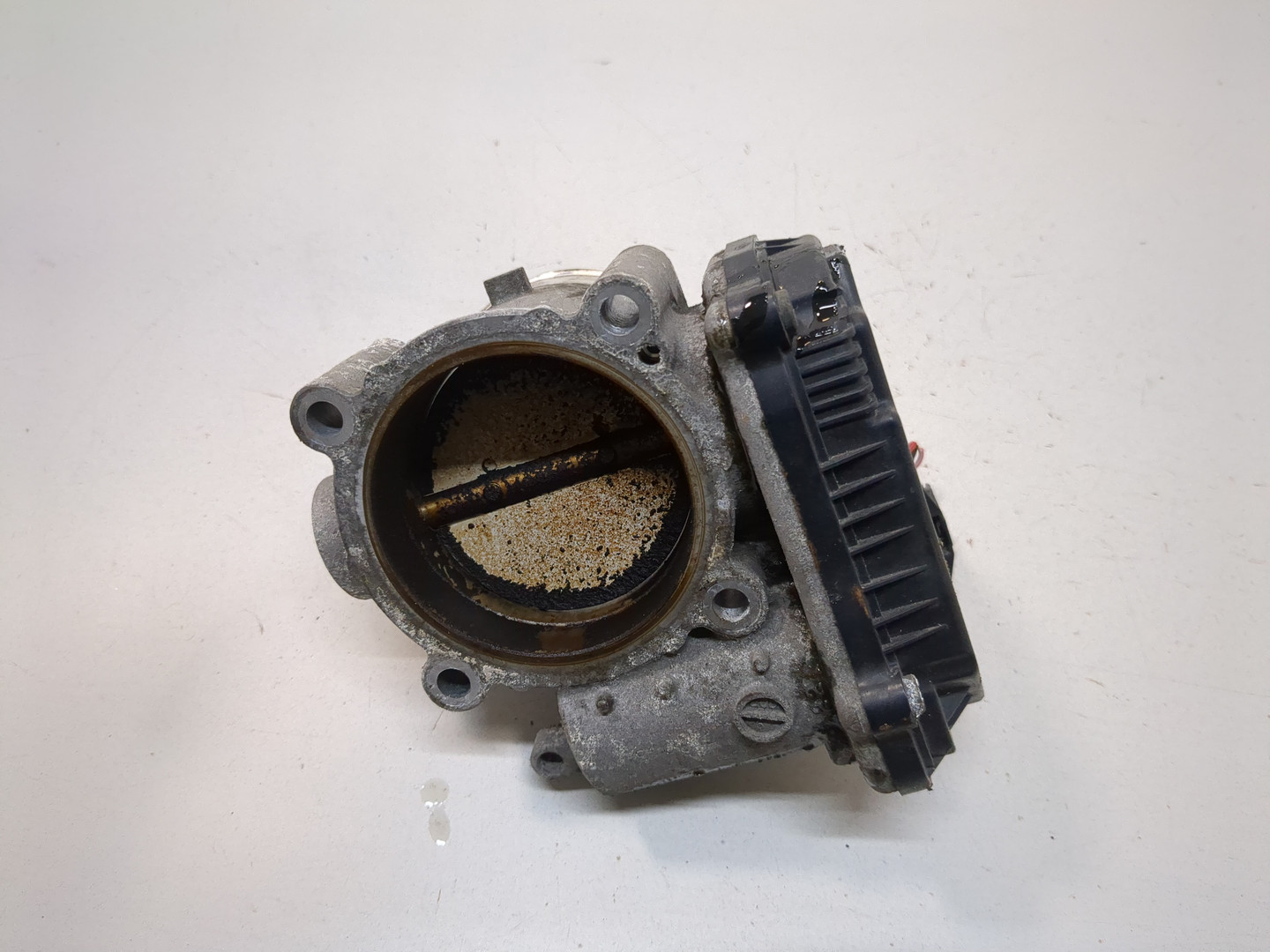 Заслонка дроссельная электрическая