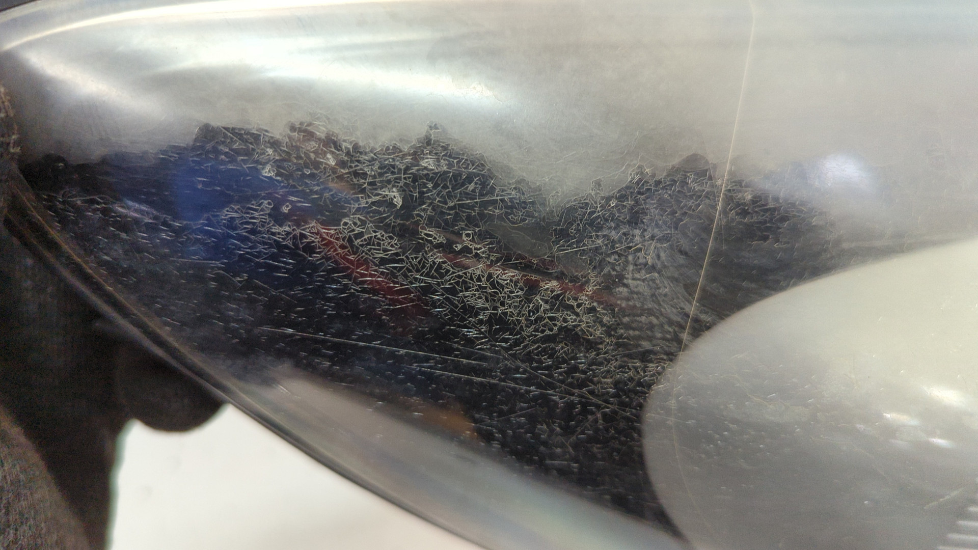 Фара правая