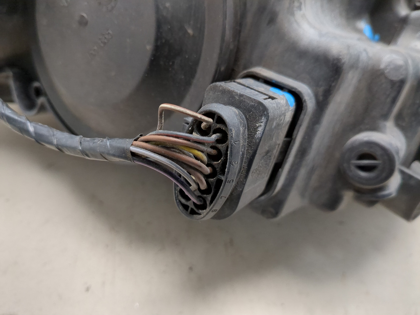 Фара правая