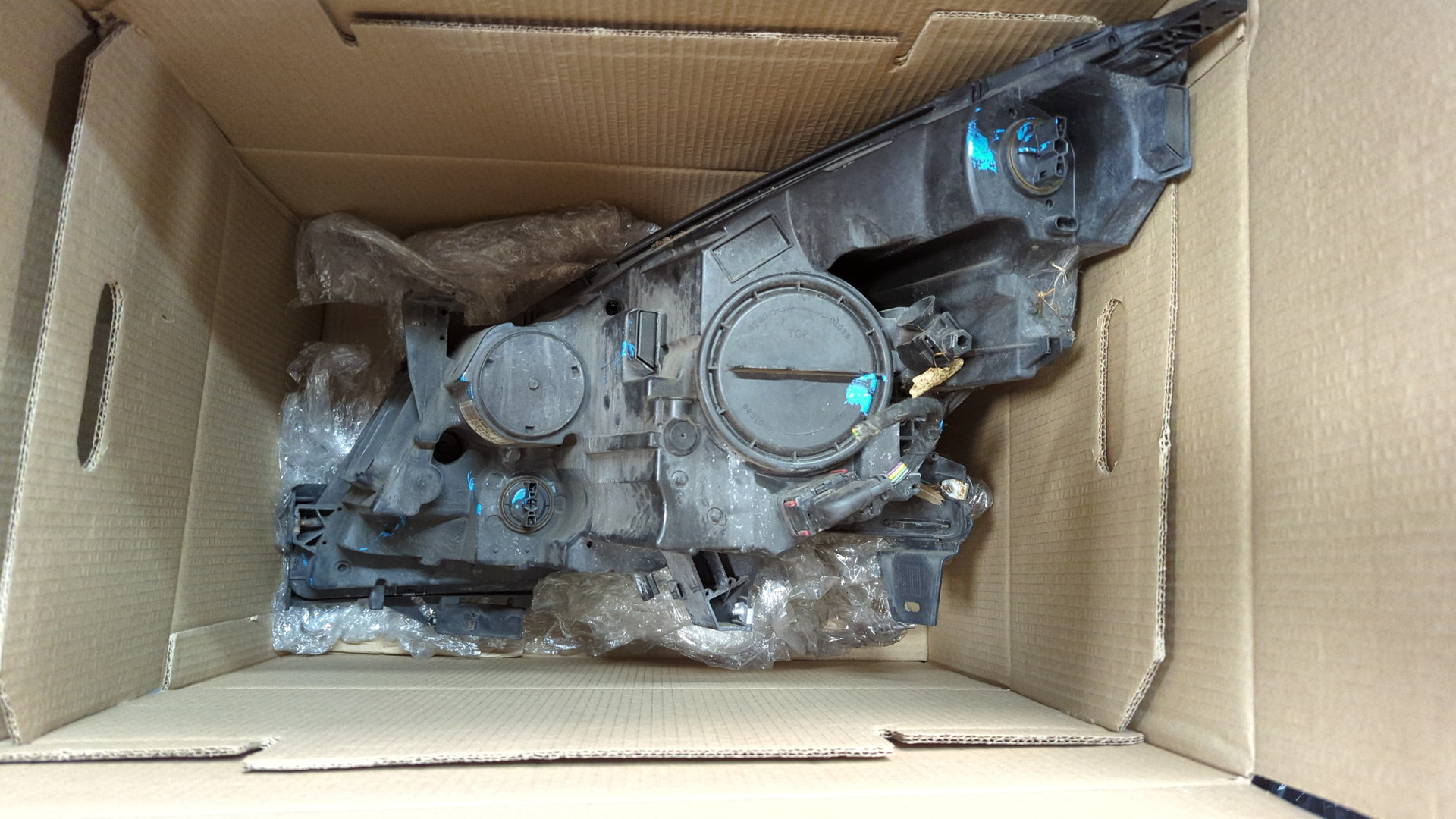 Фара правая