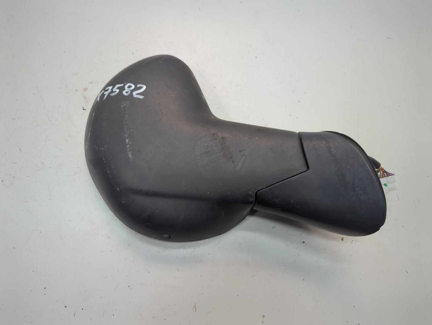 Зеркало правое электрическое