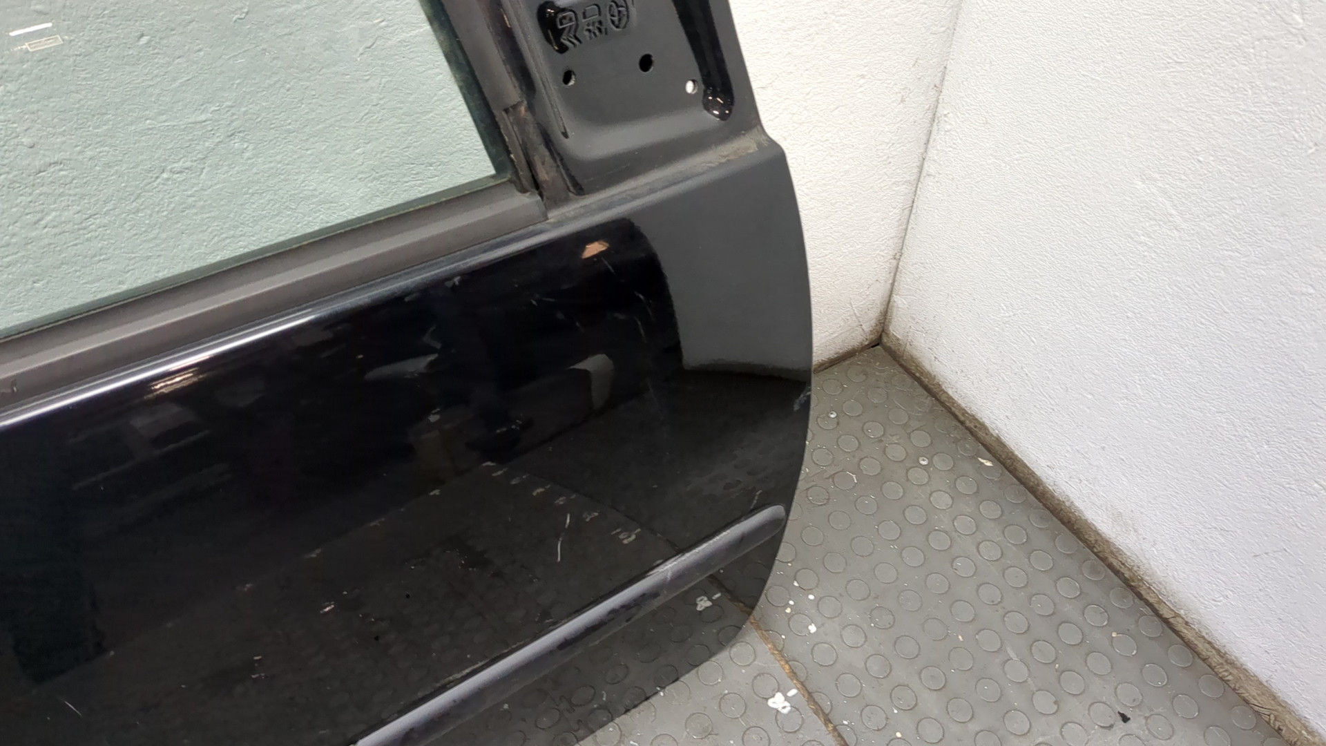 Дверь передняя правая