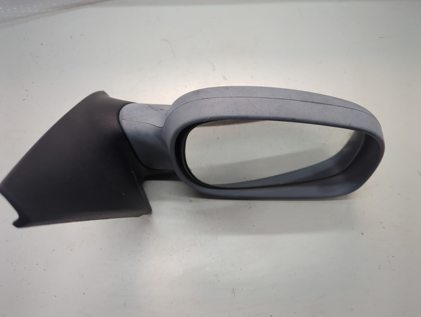 Зеркало правое электрическое