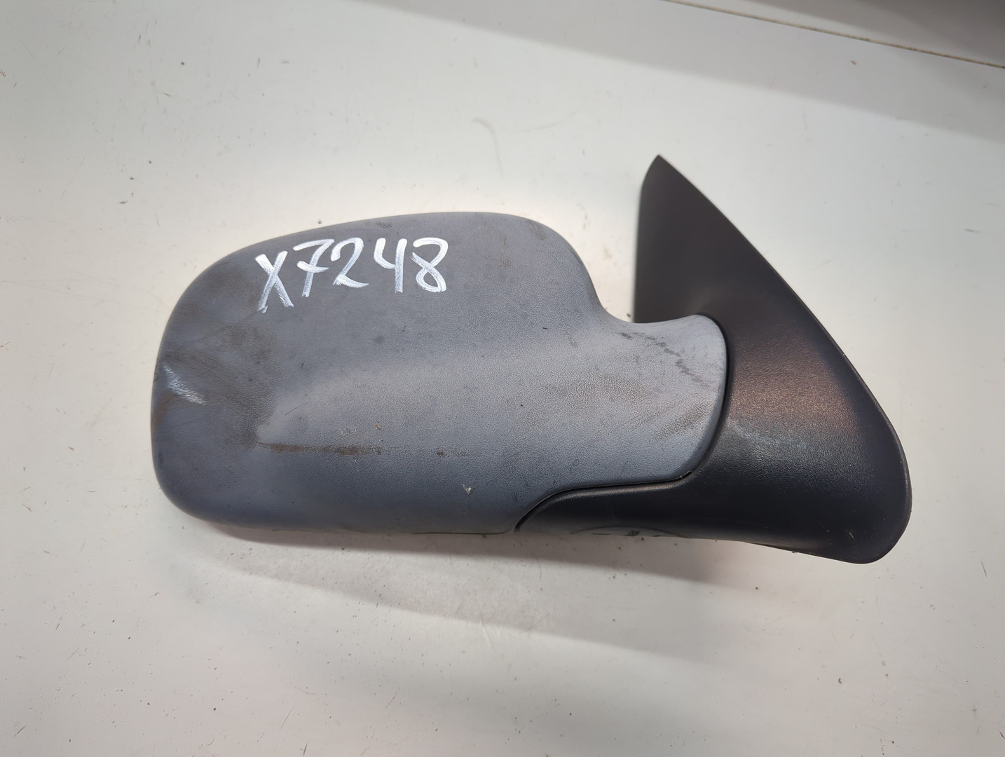 Зеркало правое электрическое