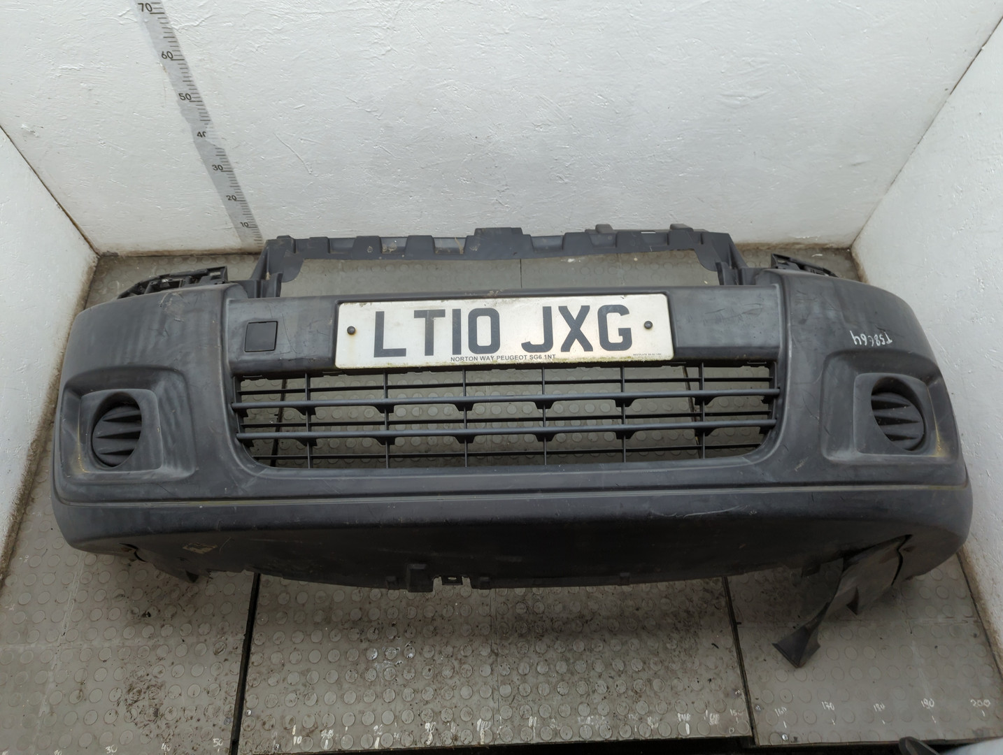 Бампер передний