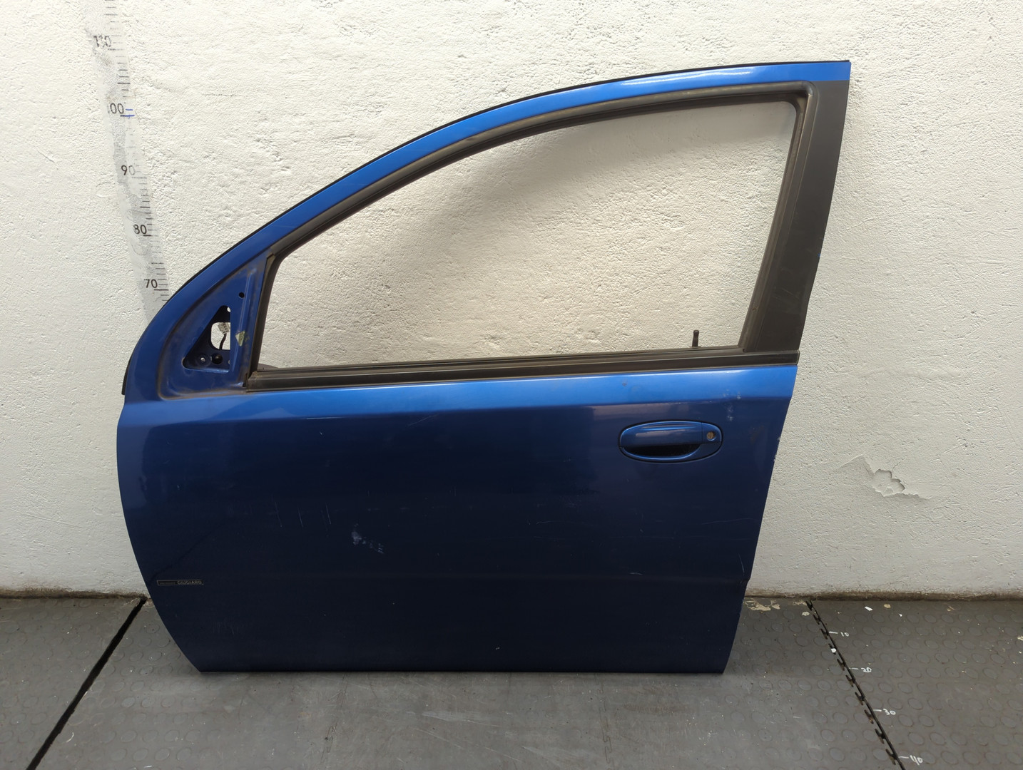 Дверь передняя левая