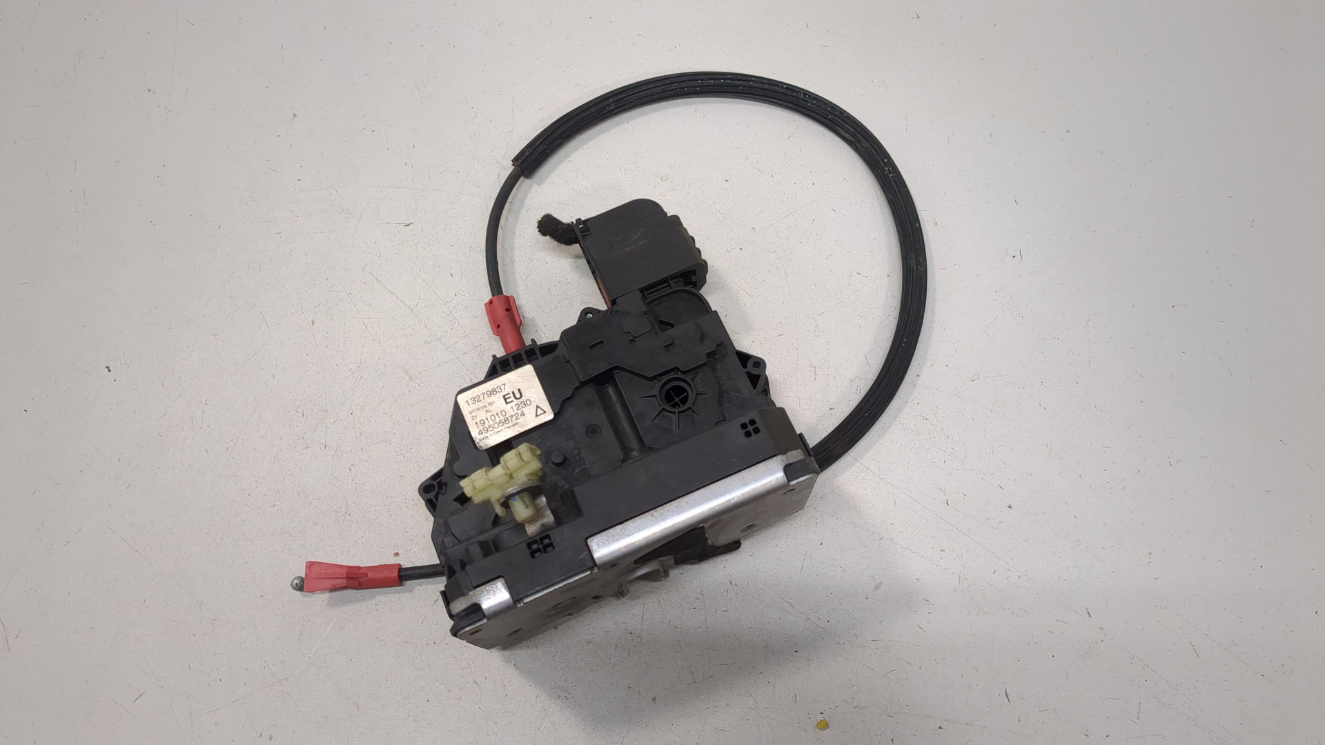 Замок двери задней правой