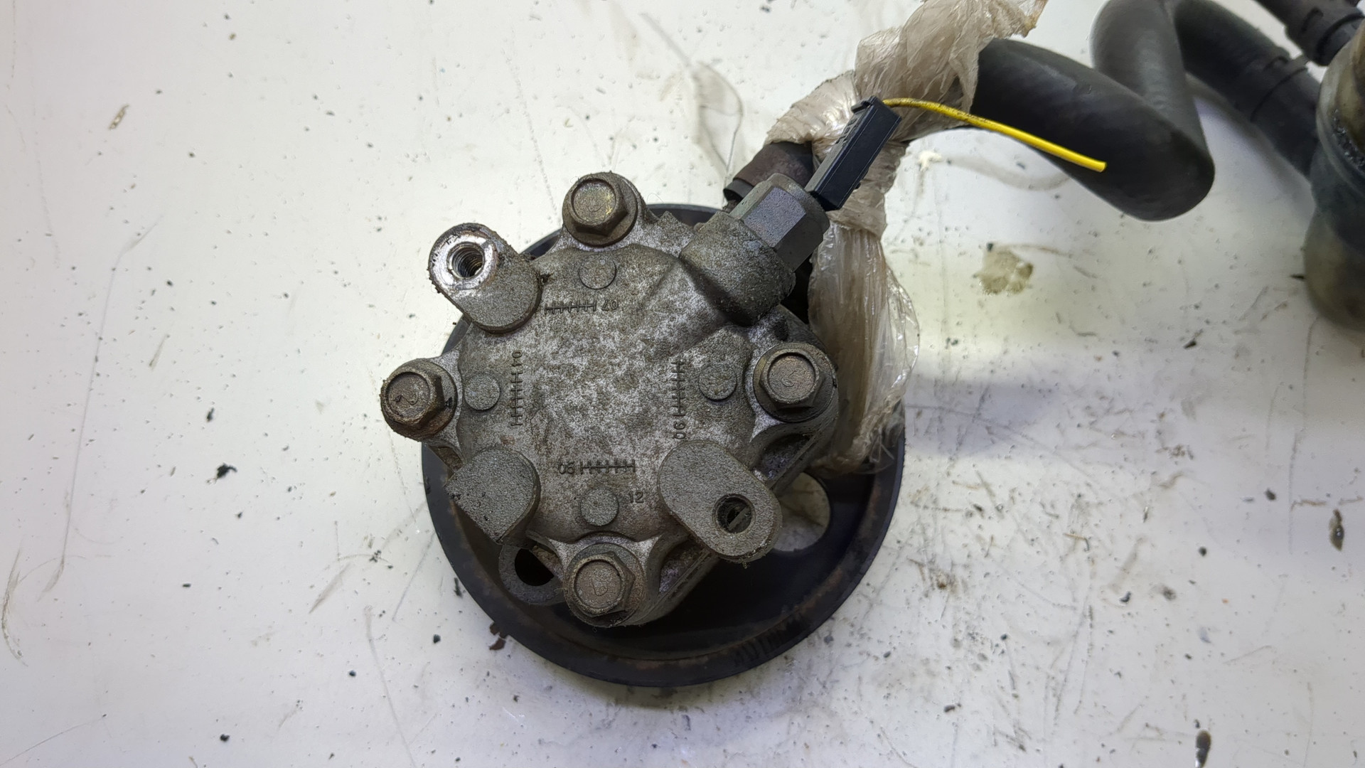 Насос ГУР (гидроусилитель руля)