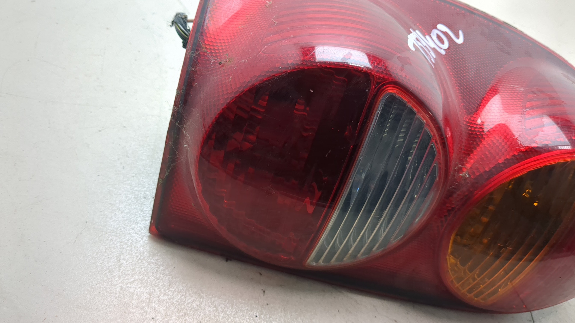 Фонарь задний левый