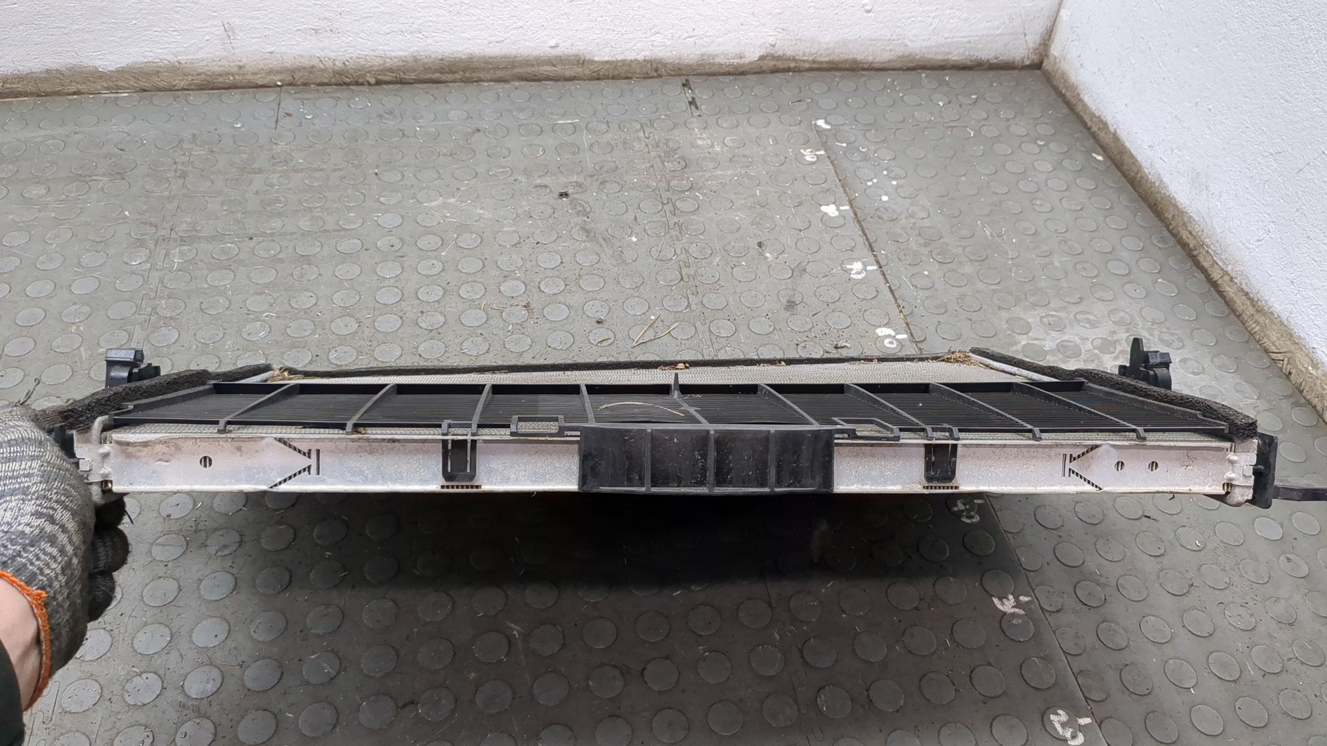 Радиатор охлаждения двигателя основной