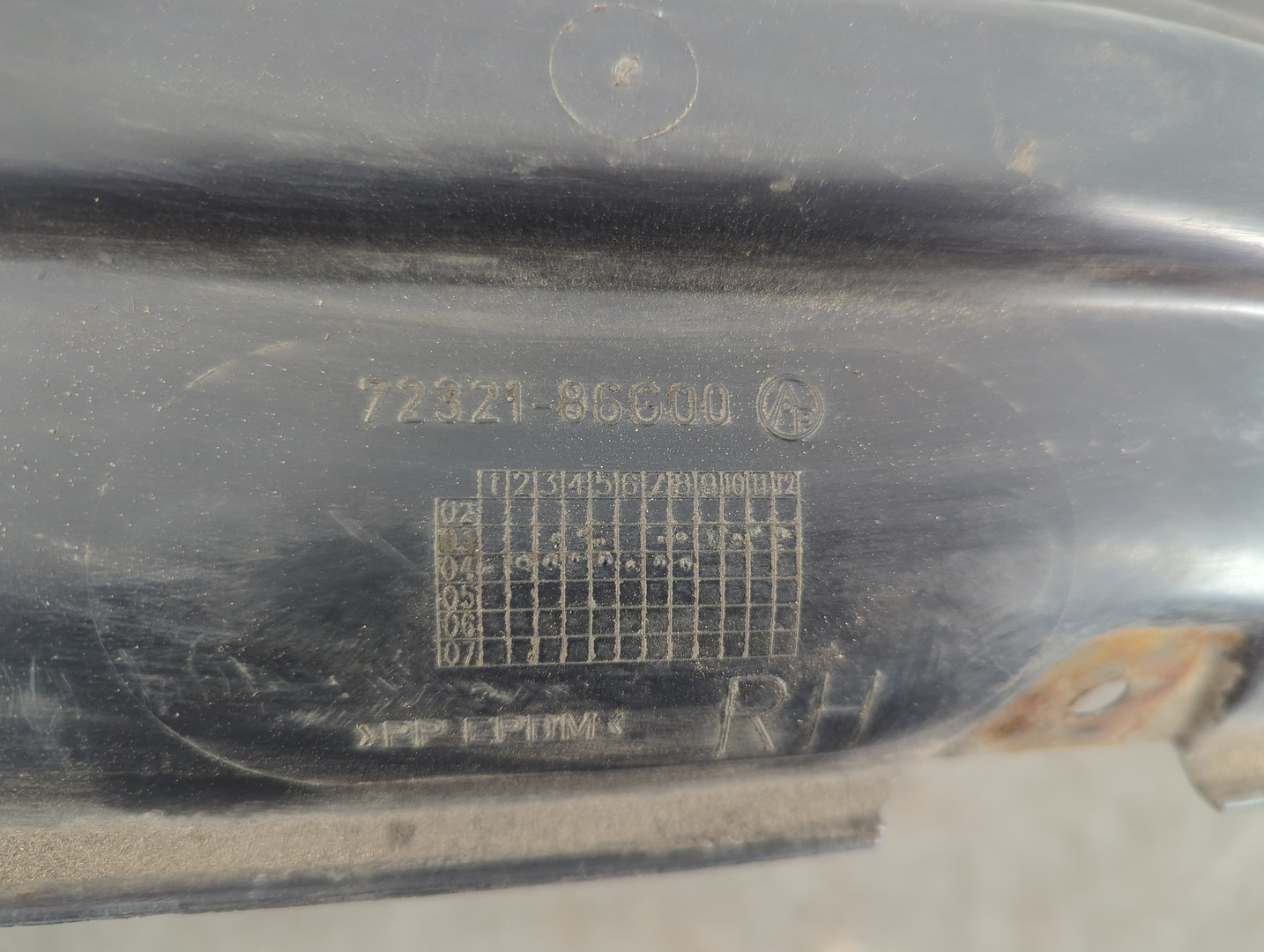 Локер передний правый