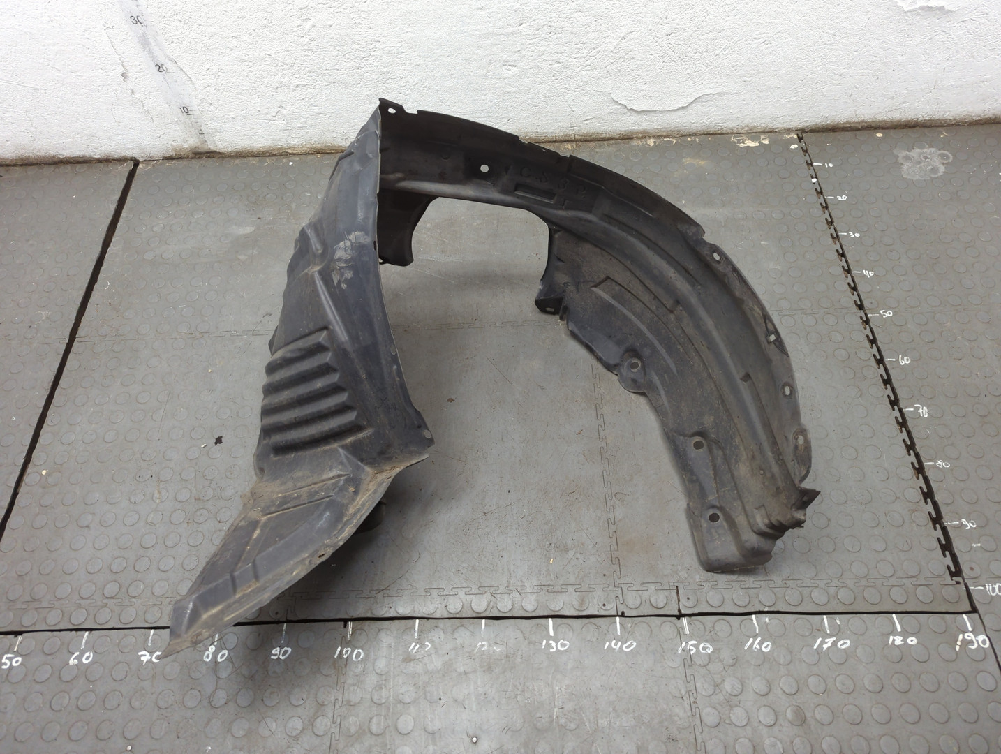 Локер передний левый