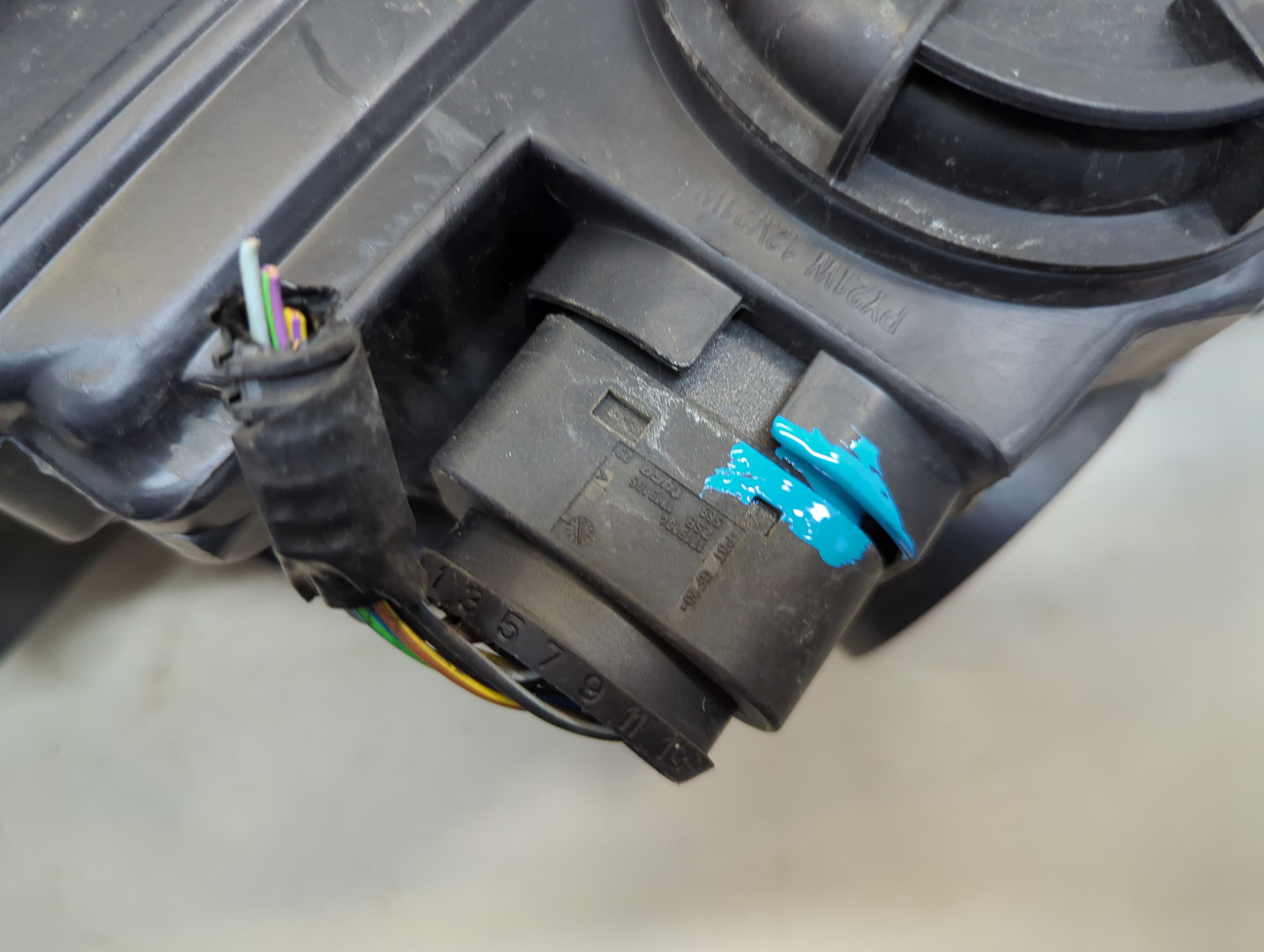 Фара правая