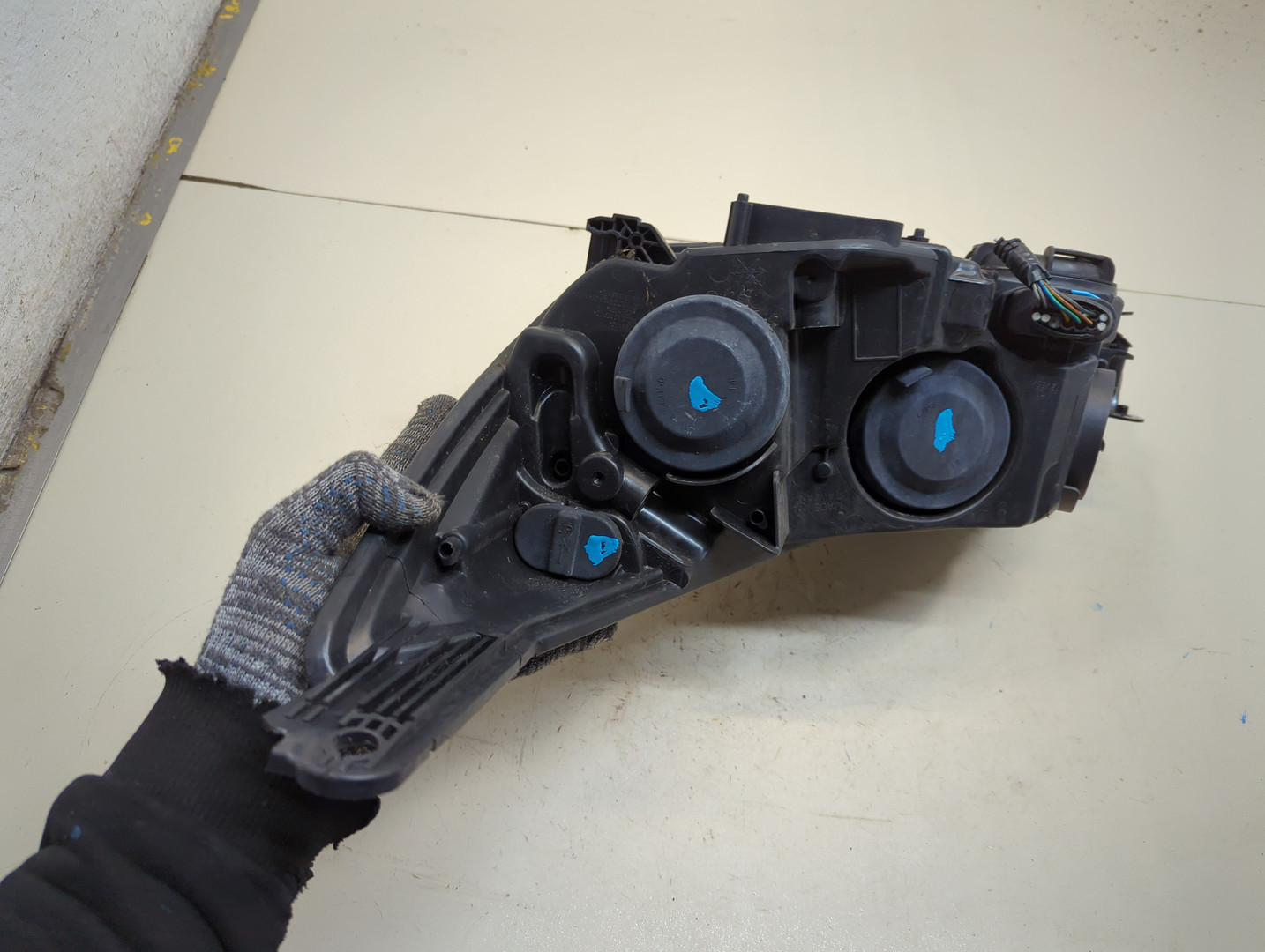 Фара правая