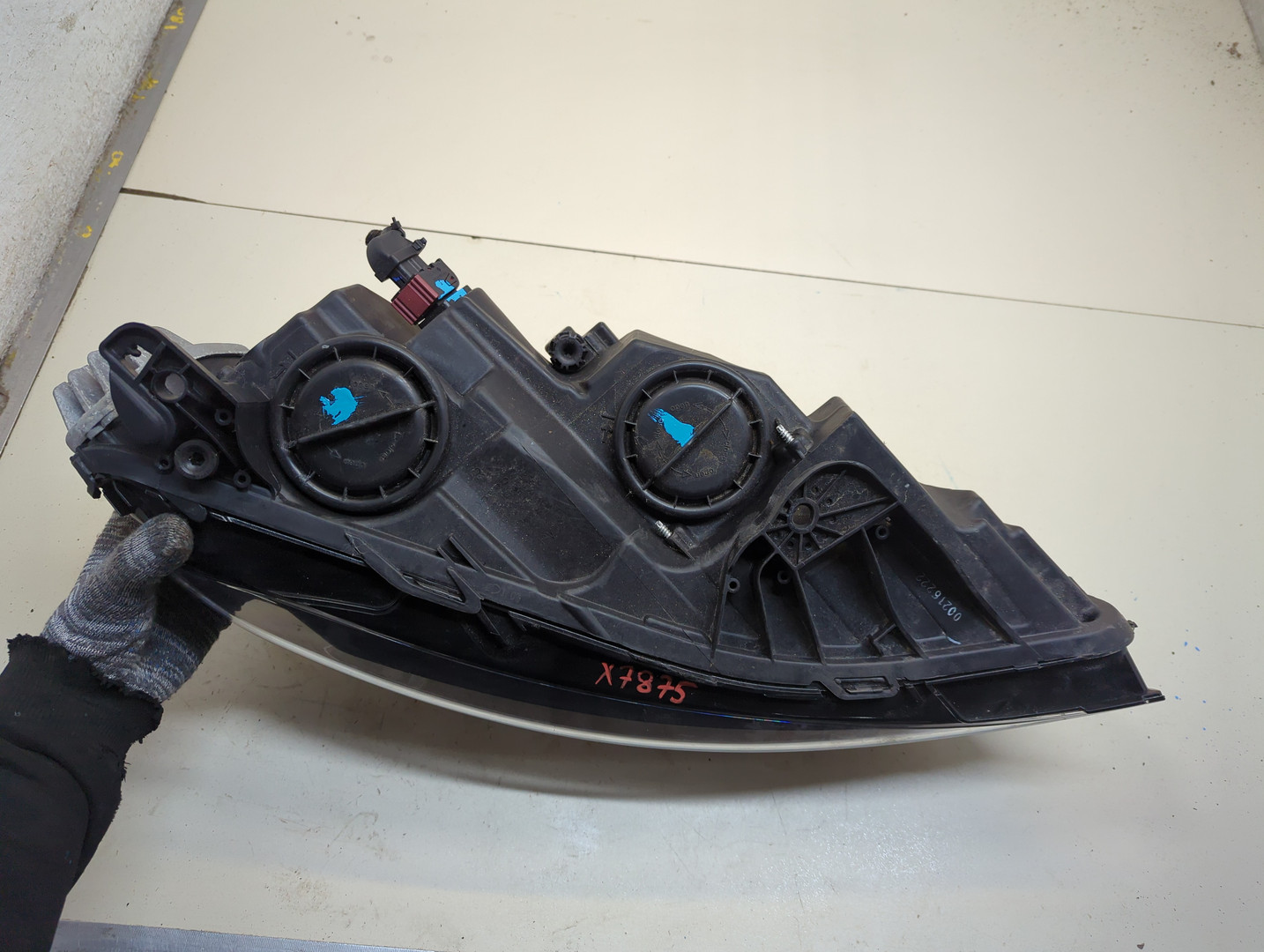 Фара правая