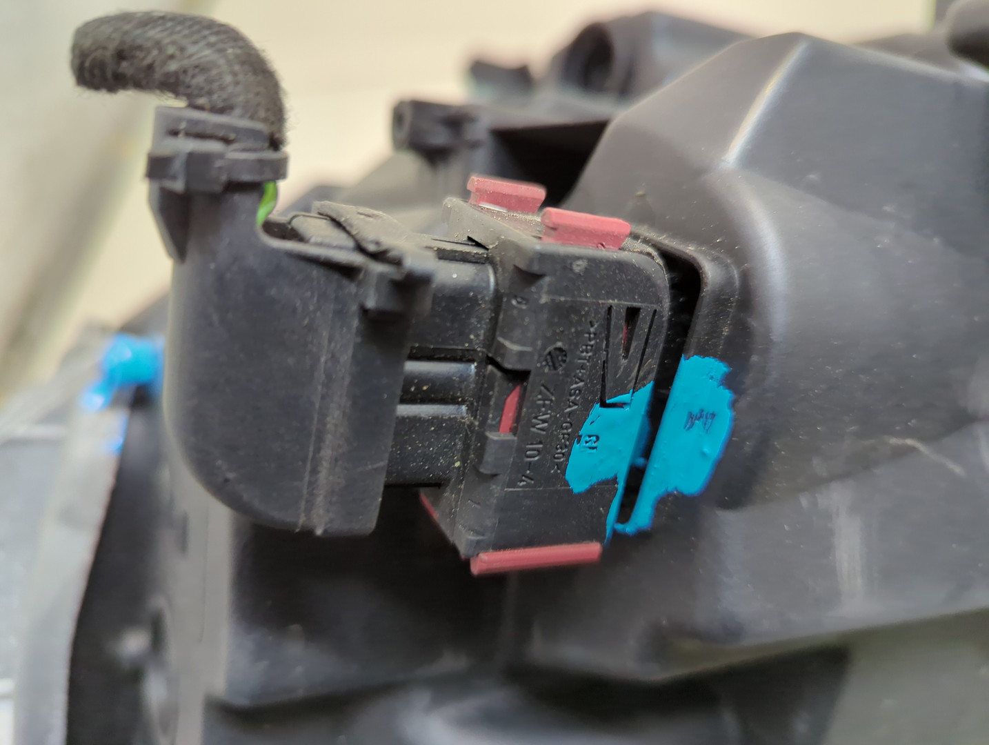 Фара правая