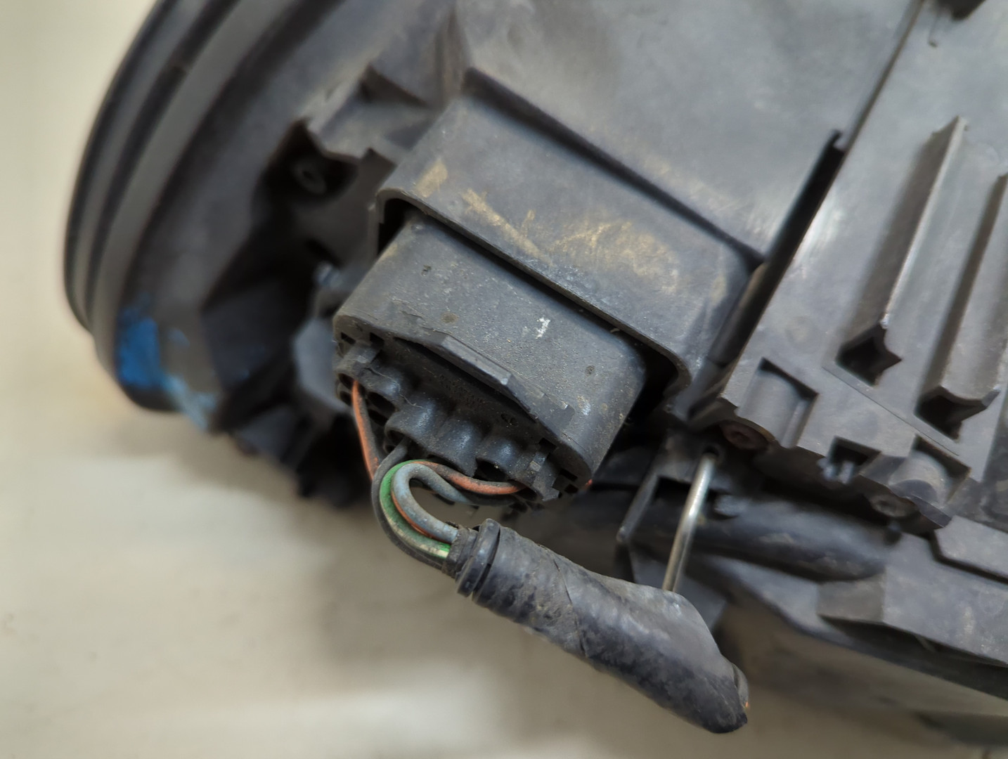 Фара правая