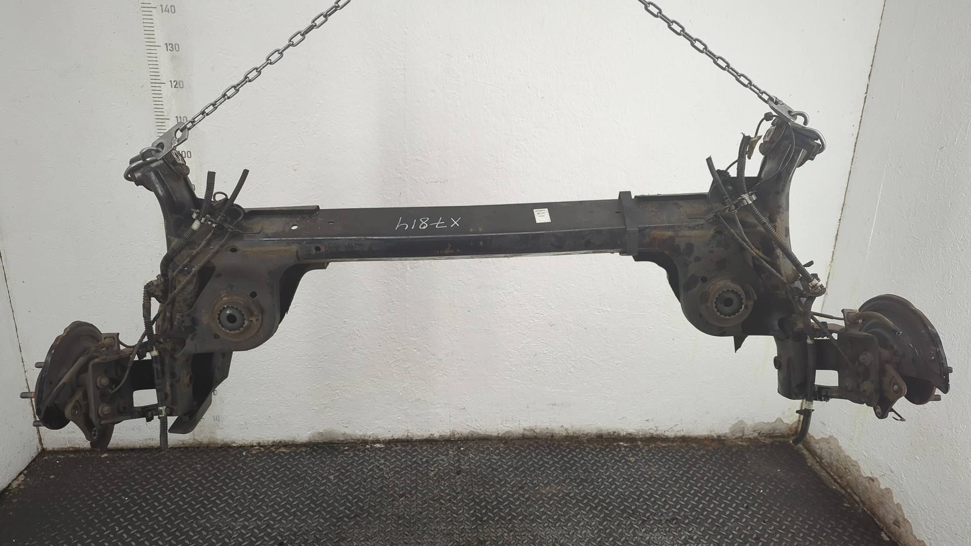 Балка задняя