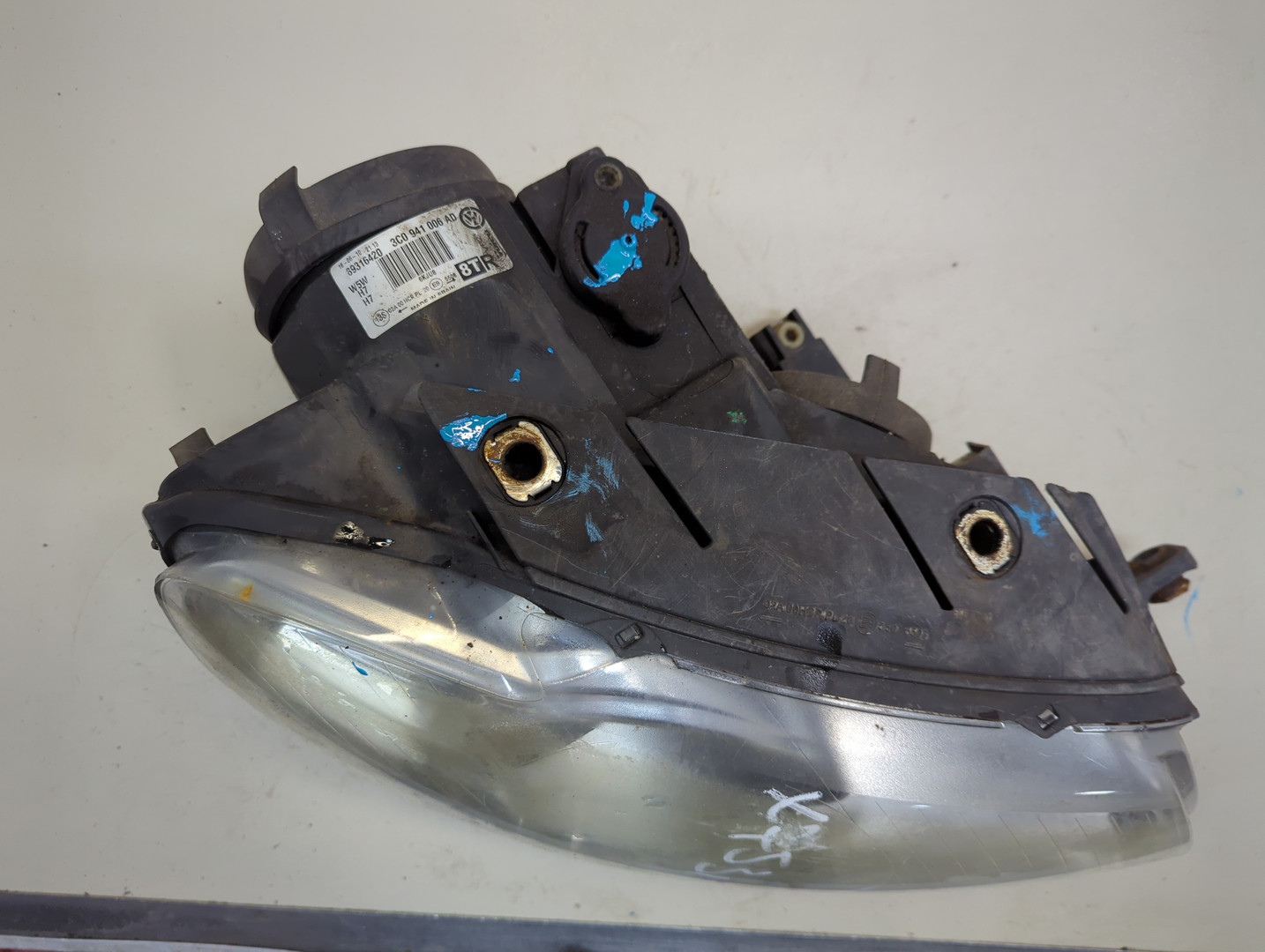 Фара правая