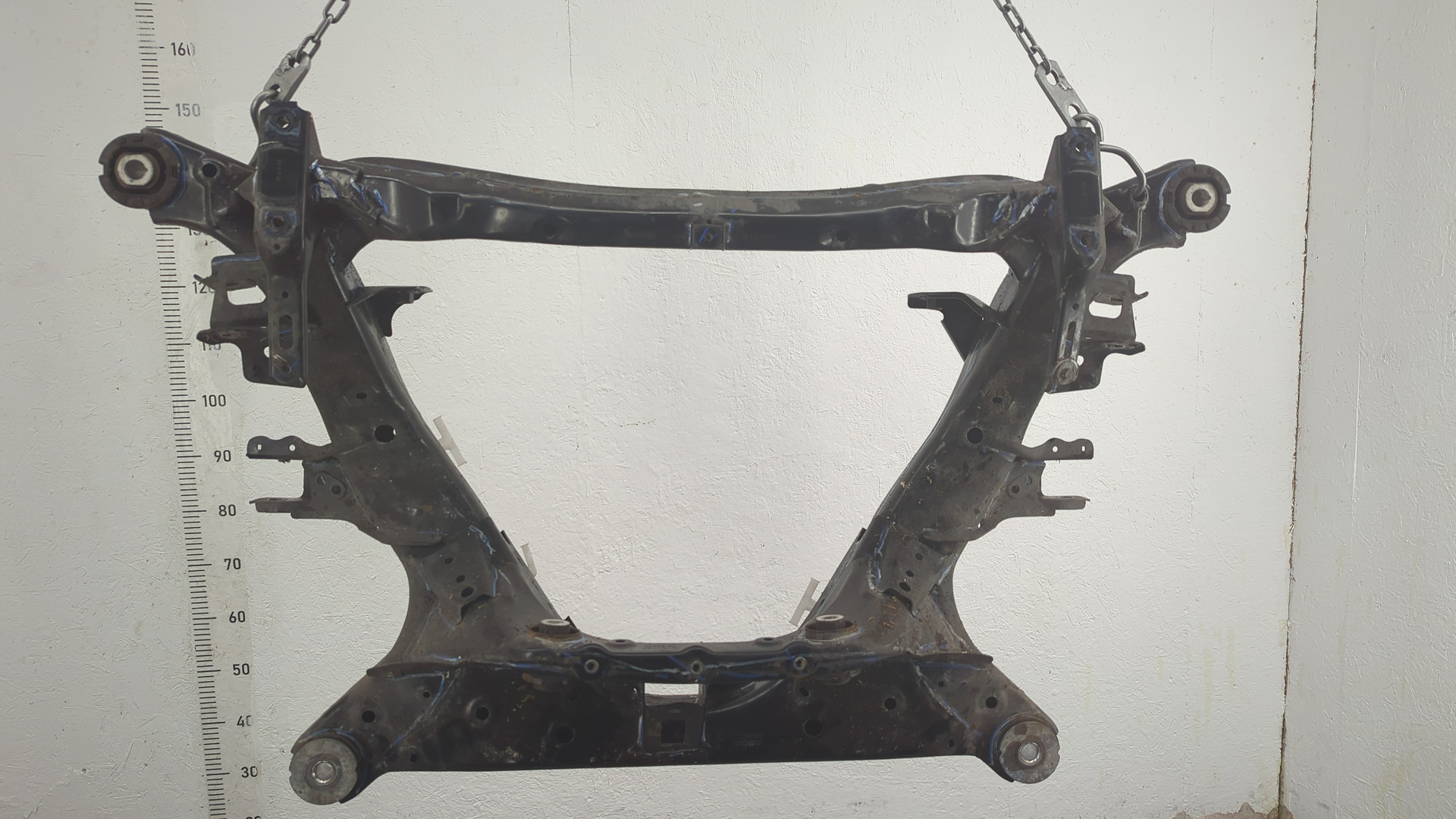 Балка задняя