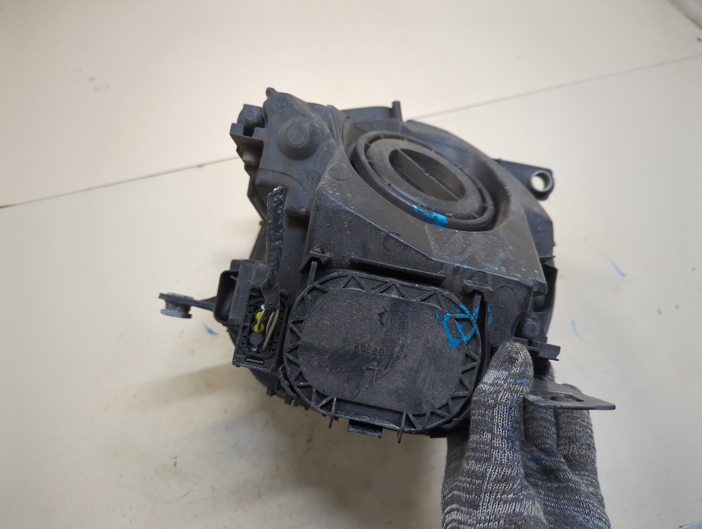 Фара правая