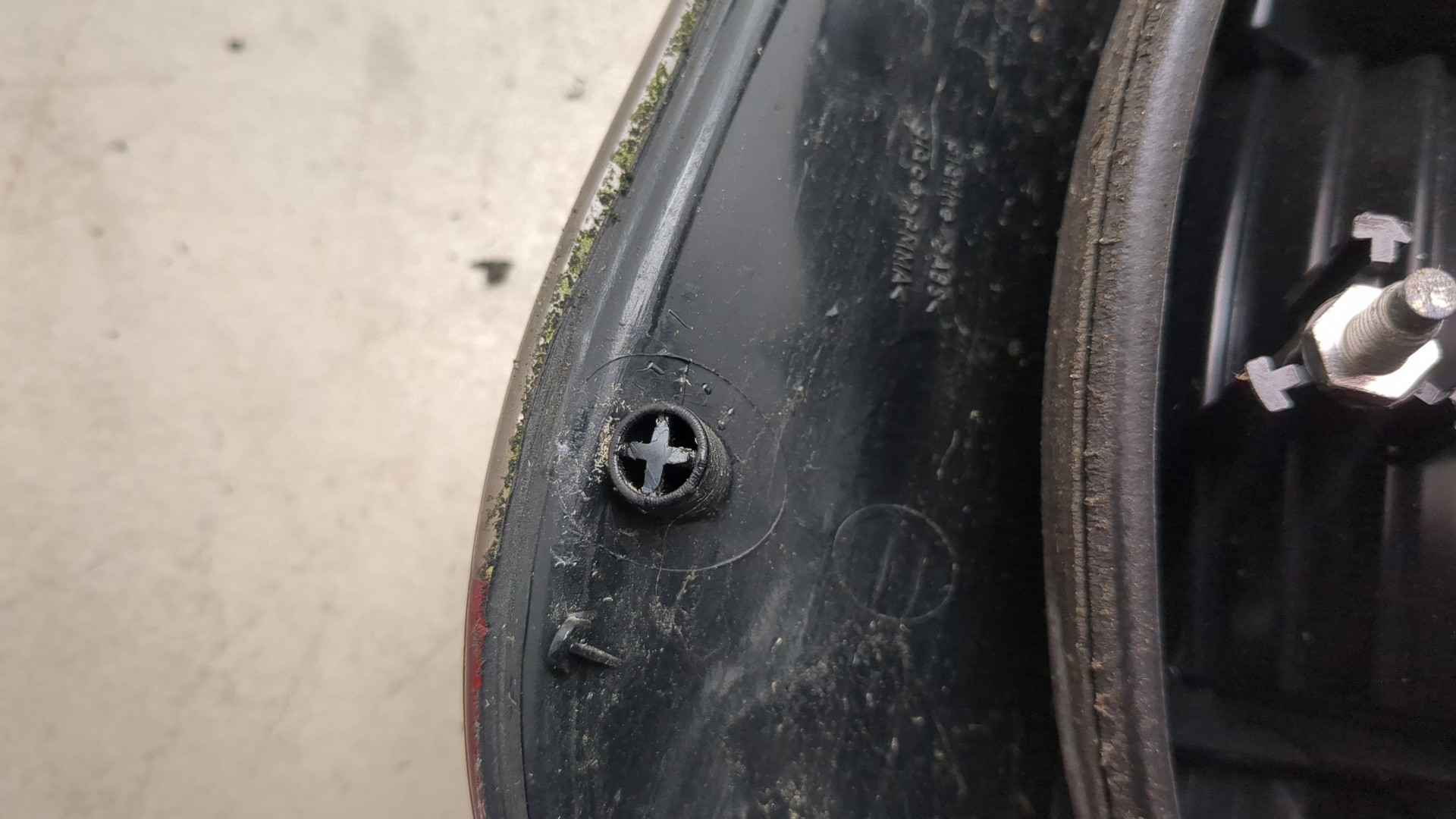 Фонарь задний правый