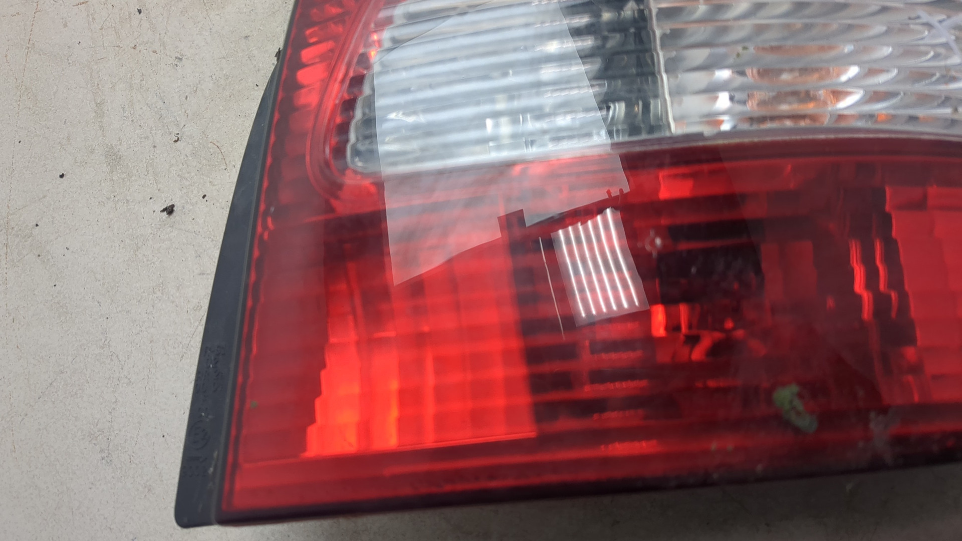 Фонарь задний правый