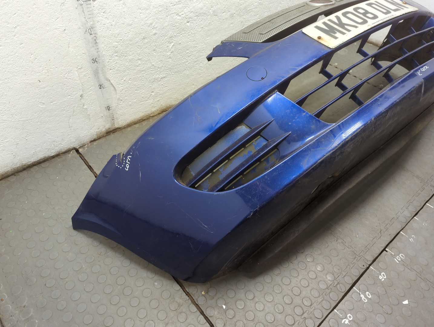 Бампер передний