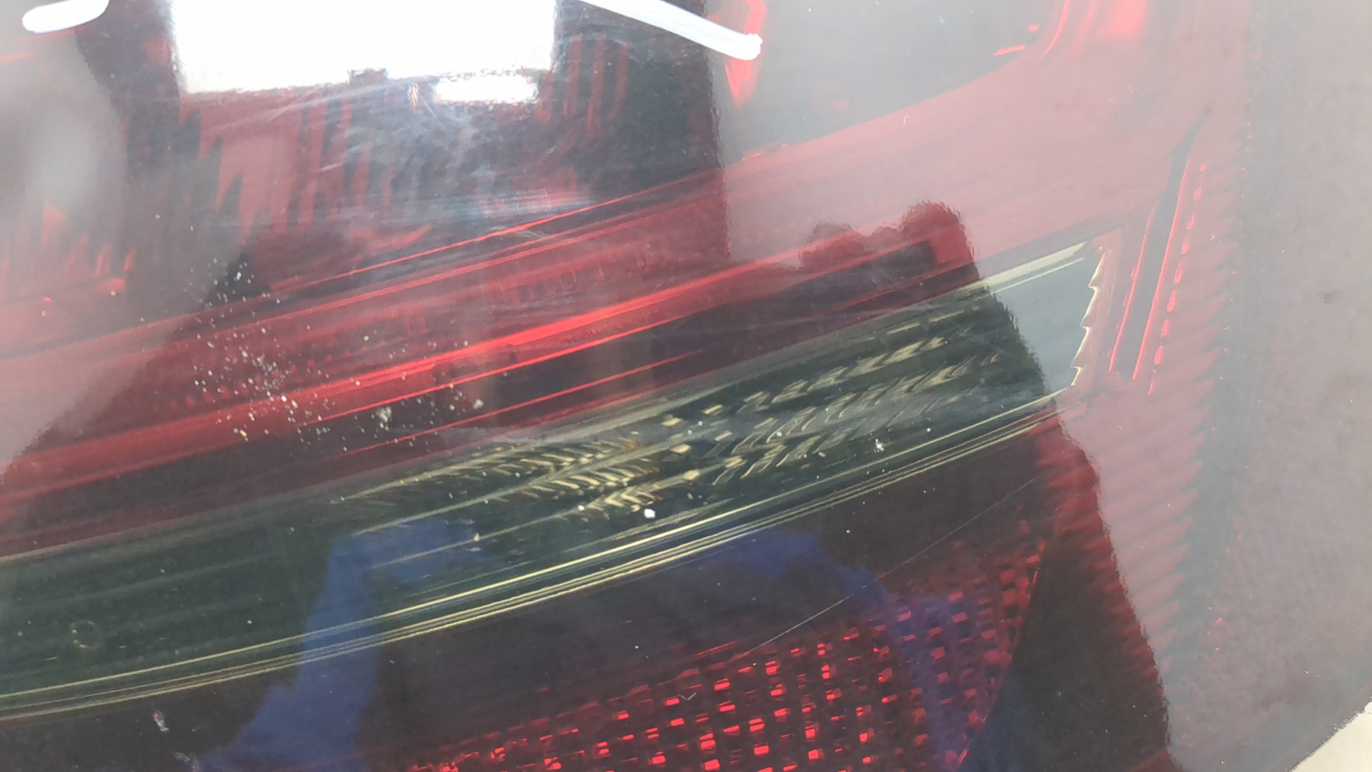 Фонарь задний правый