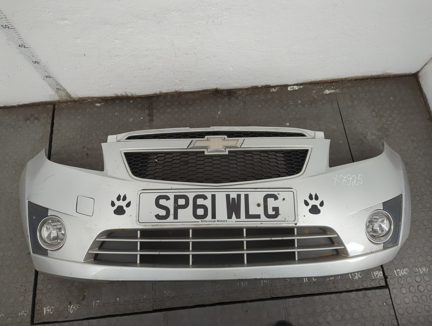 Бампер передний