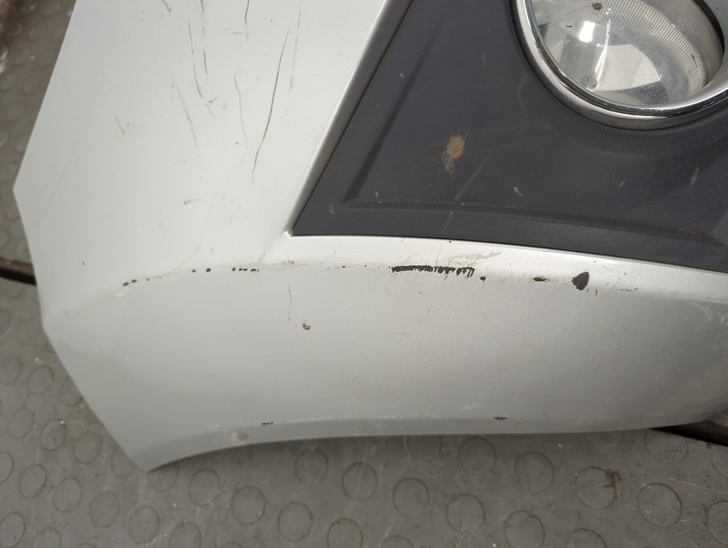 Бампер передний