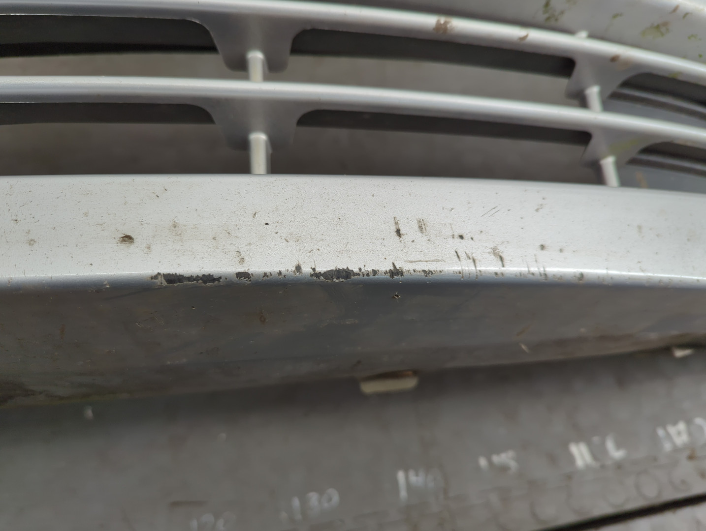 Бампер передний