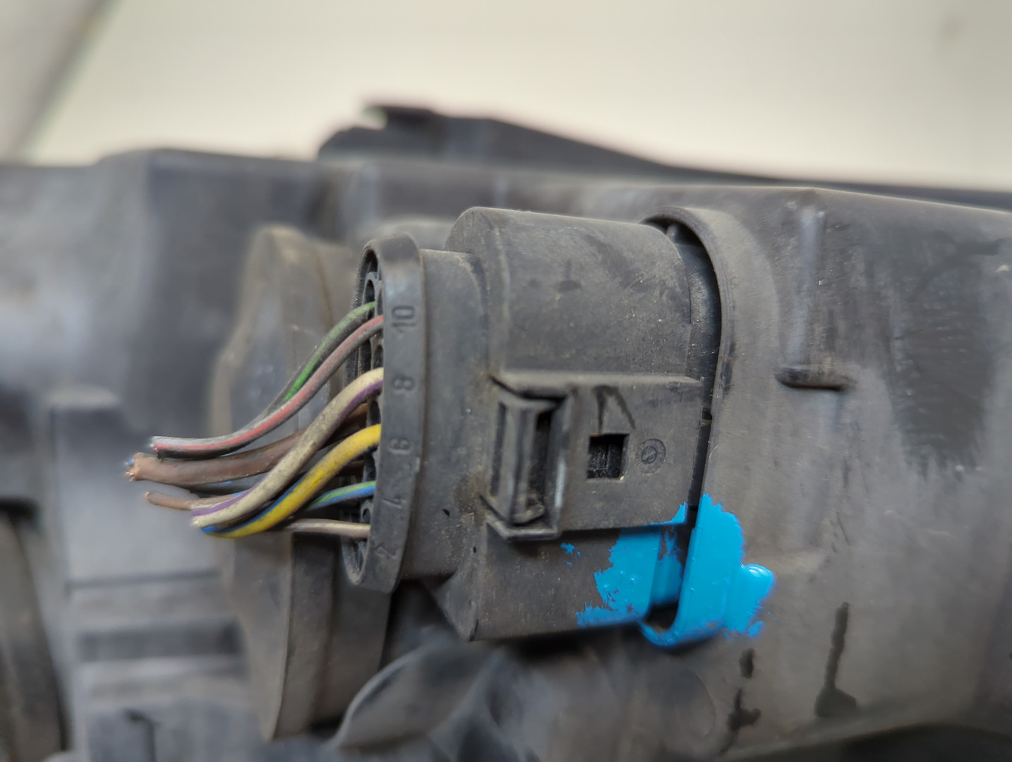 Фара правая