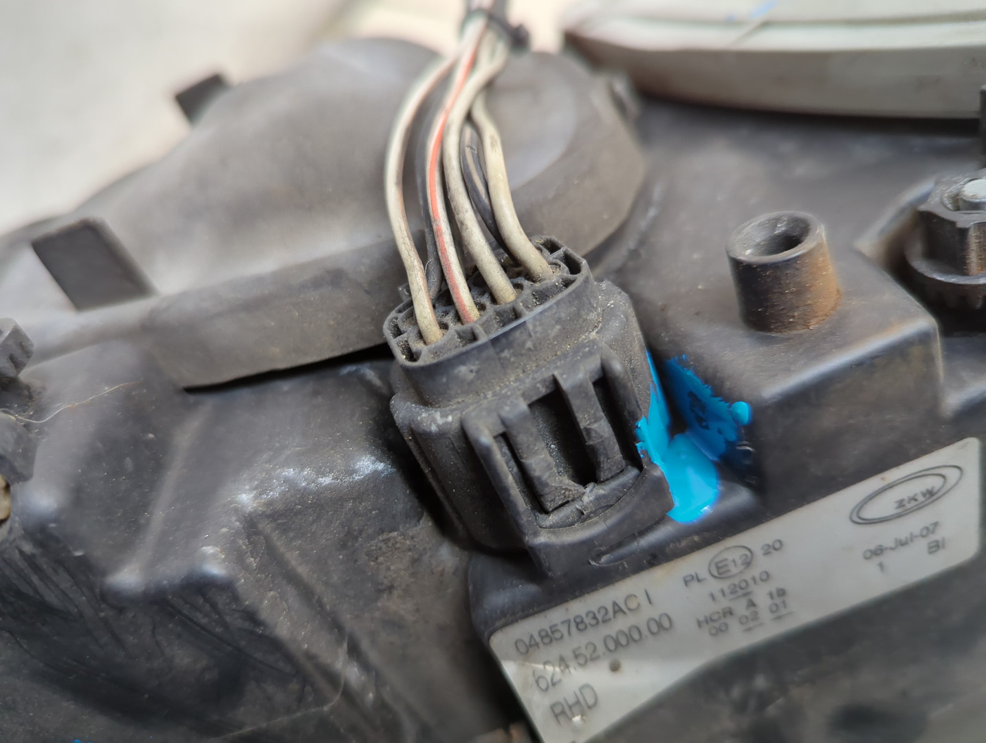 Фара правая