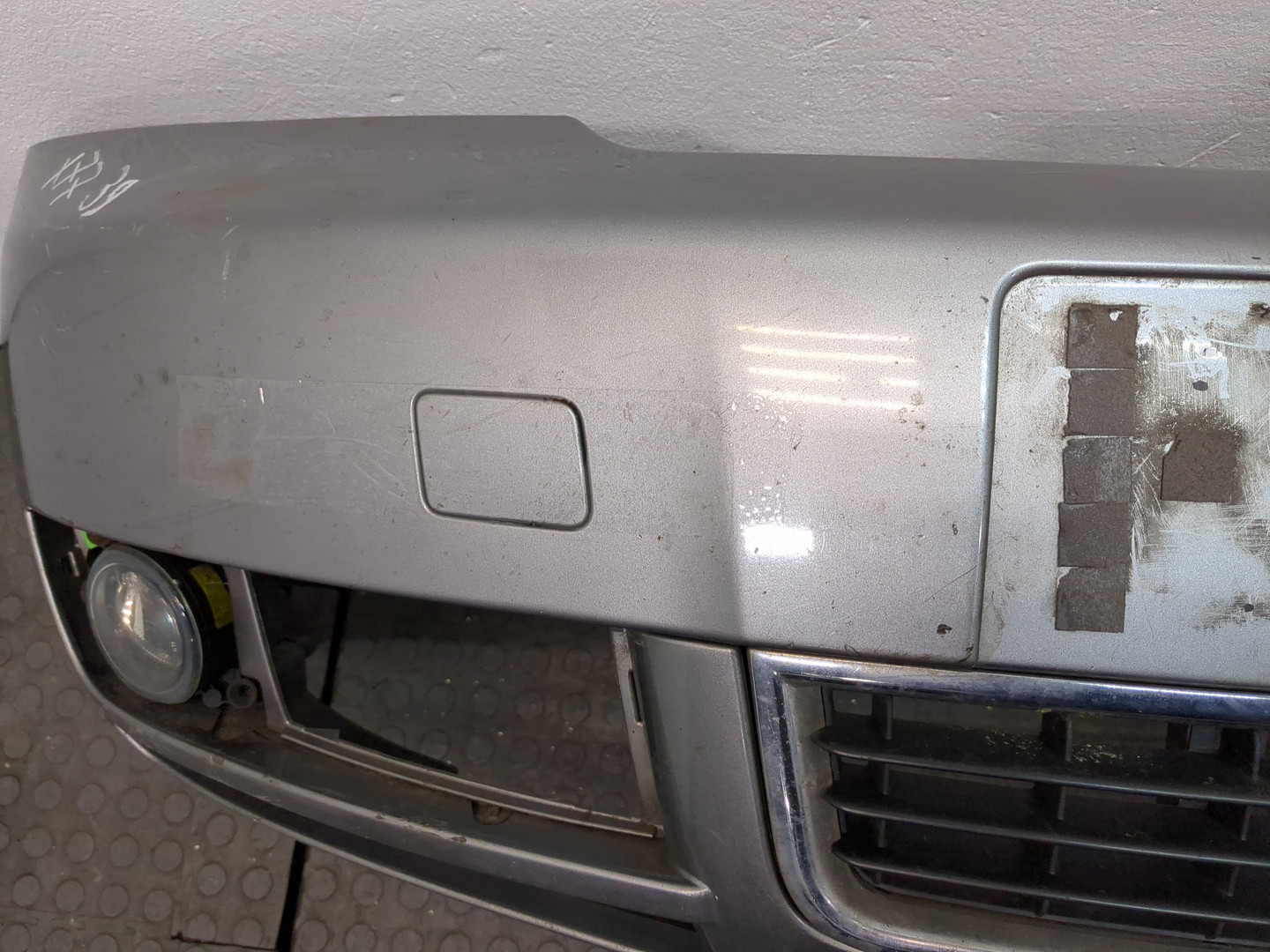 Бампер передний