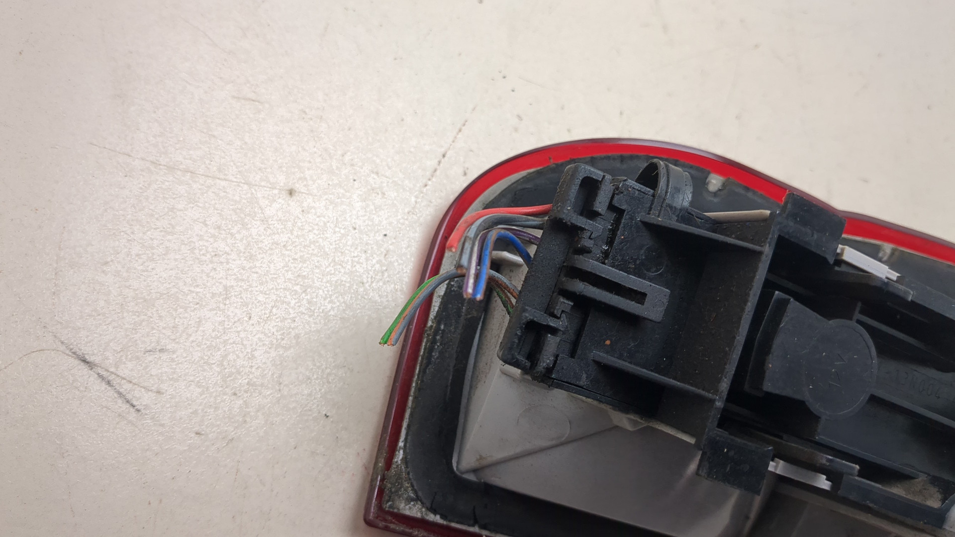 Фонарь задний левый