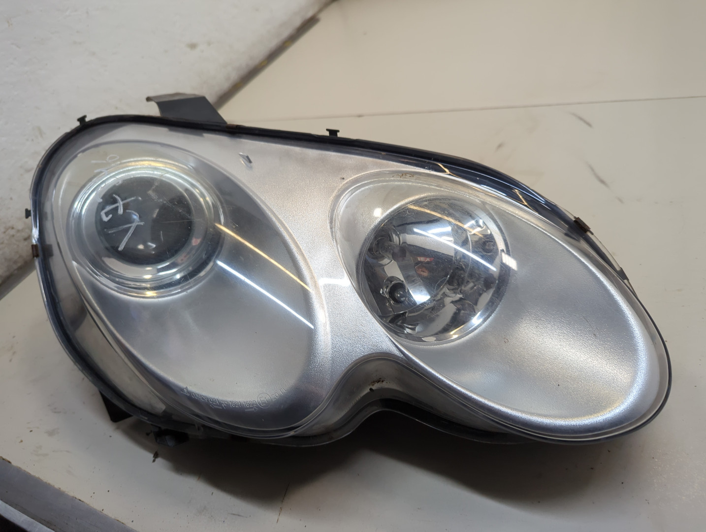 Фара правая